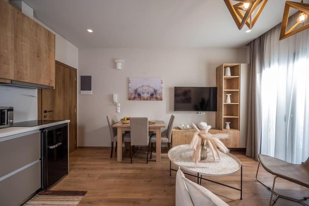 Amalia'S Luxury Apartment 1 Ираклион Экстерьер фото